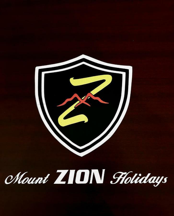 ホテル Mount Zion Holidays Kuttālam エクステリア 写真